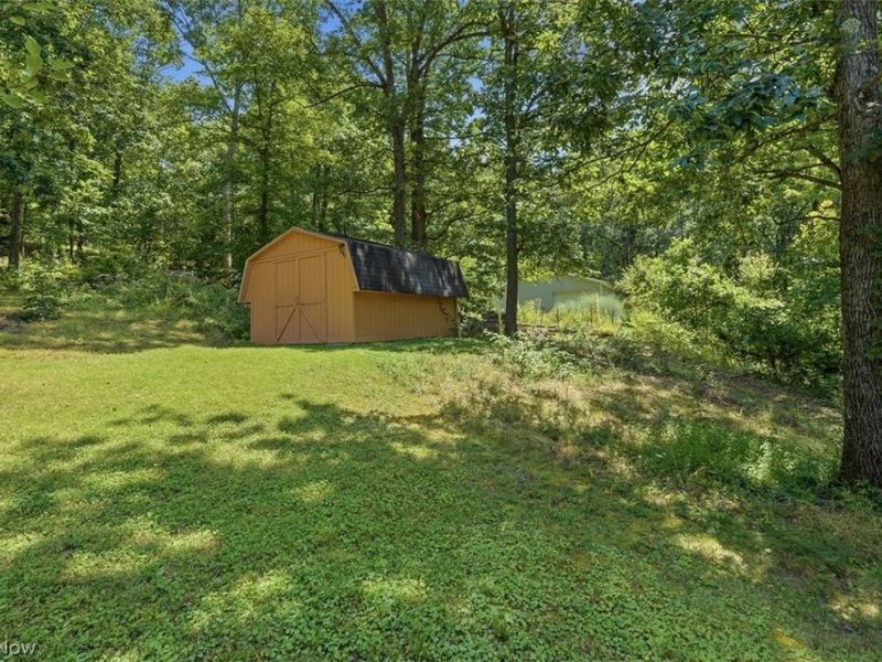 1275 Noe Hill Road, Whipple, OH 45788 Photo 37