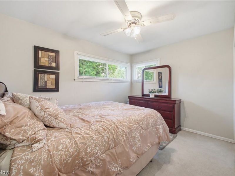222 Sunset Court, Columbiana, OH 44408 Photo 10