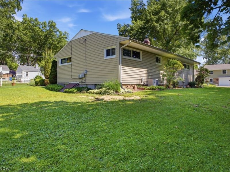 222 Sunset Court, Columbiana, OH 44408 Photo 22