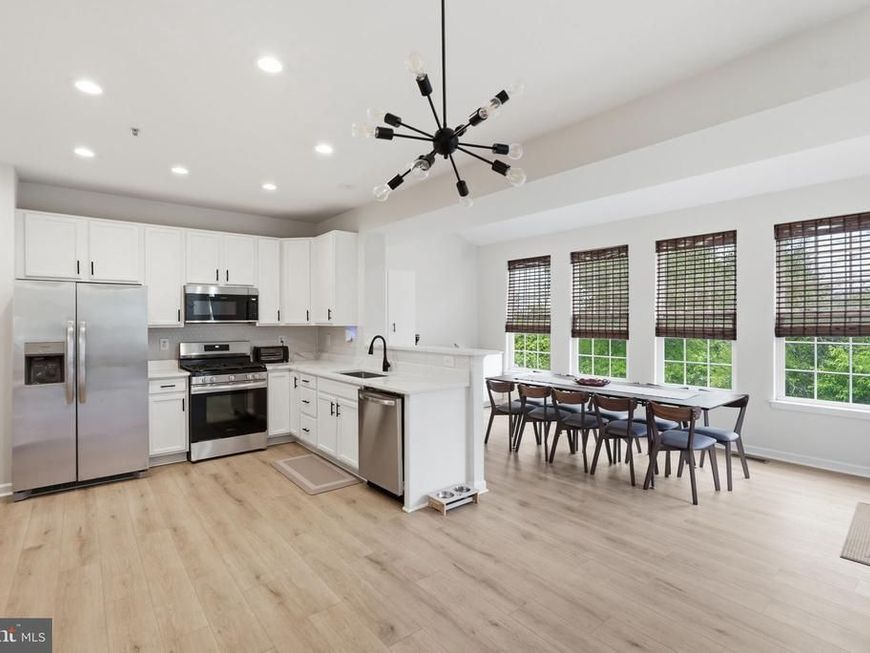 1908 Orchard Hill Drive , Fort Washington, MD 20744 Main Photo