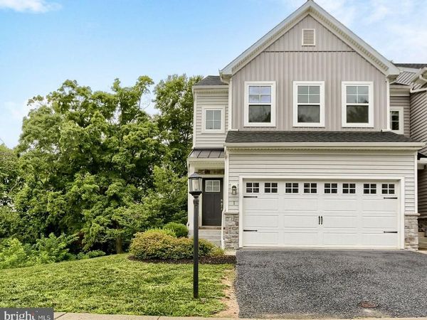 1 WOODS DRIVE, CAMP HILL, PA 17011