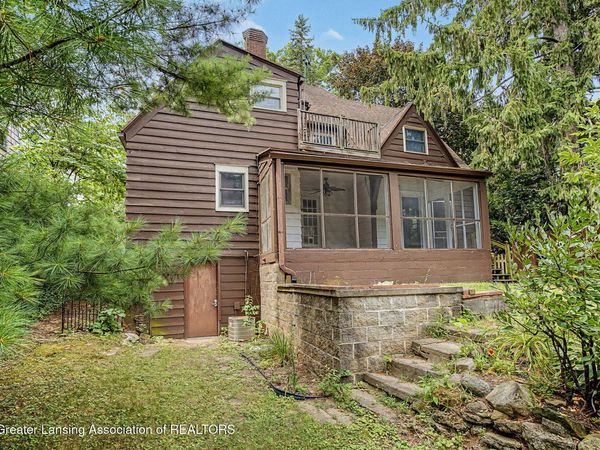 630 Hillcrest Avenue, East Lansing, MI 48823