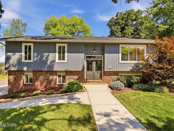12017 W Kings Gate Rd, Knoxville, TN 37934