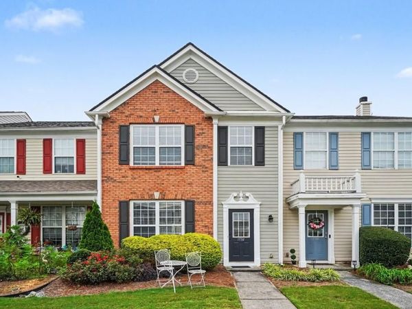 1732 Stanwood Drive NW, Kennesaw, GA 30152