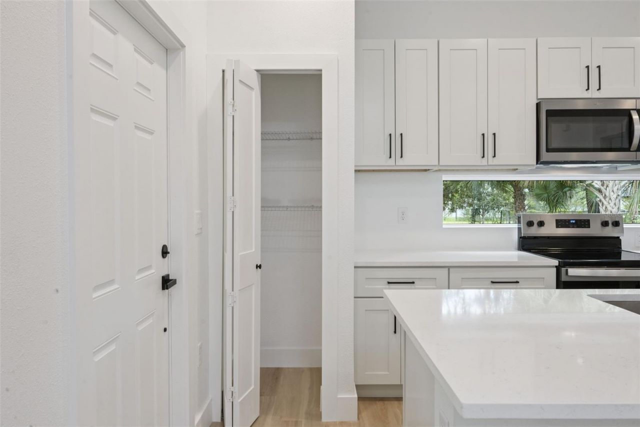 521 W Herriott Avenue, Oakland, FL 34760 Photo