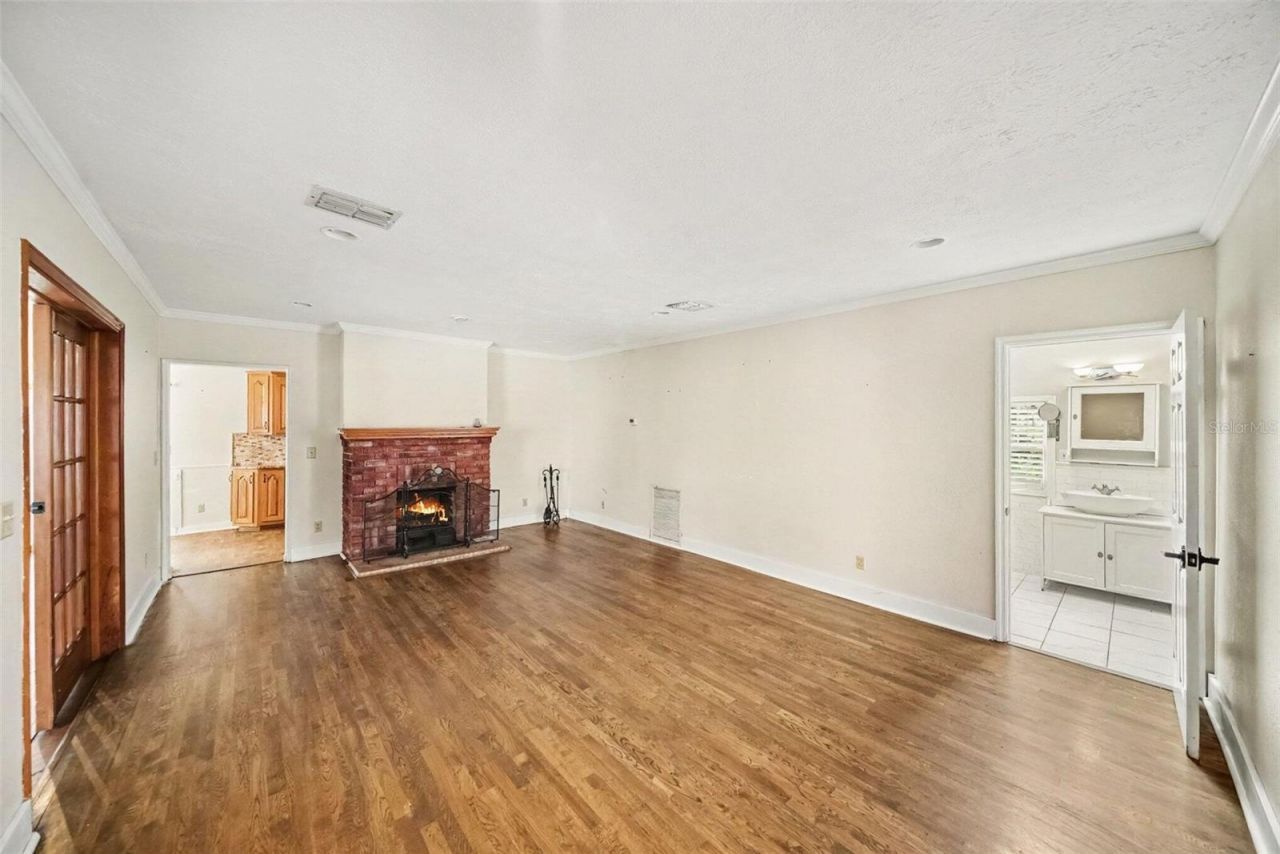 1509 W Windhorst Road, Brandon, FL 33510 Photo