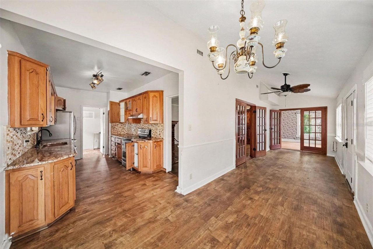 1509 W Windhorst Road, Brandon, FL 33510 Photo
