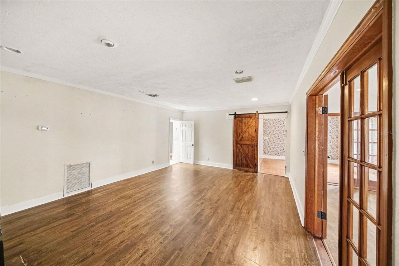 1509 W Windhorst Road, Brandon, FL 33510 Photo