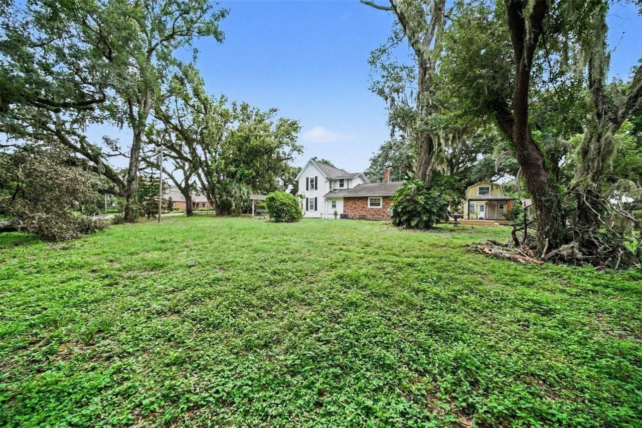 1509 W Windhorst Road, Brandon, FL 33510 Photo