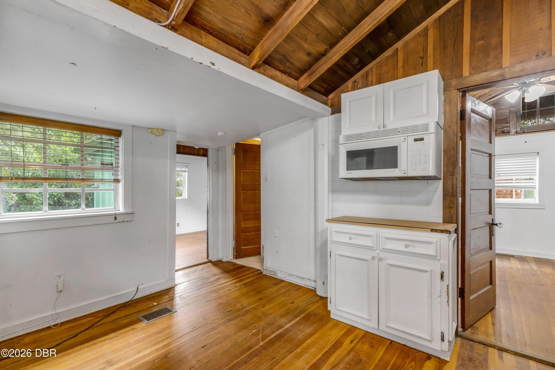 304 Flagler Avenue, New Smyrna Beach, FL 32169 Photo