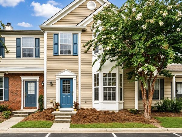 945 Prestwyck Court, Alpharetta, GA 30004