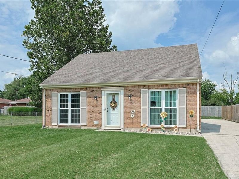 1986 Vanda Avenue, Hamilton, OH 45013 Photo 2