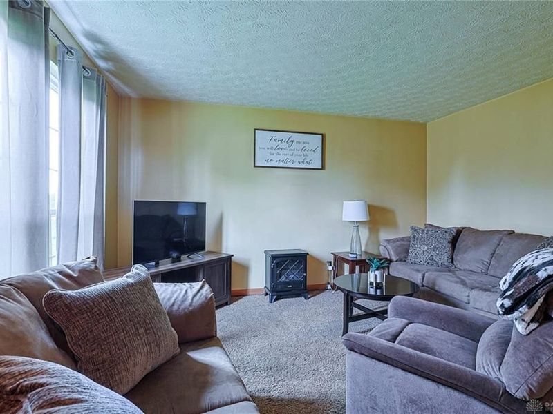 1986 Vanda Avenue, Hamilton, OH 45013 Photo 4