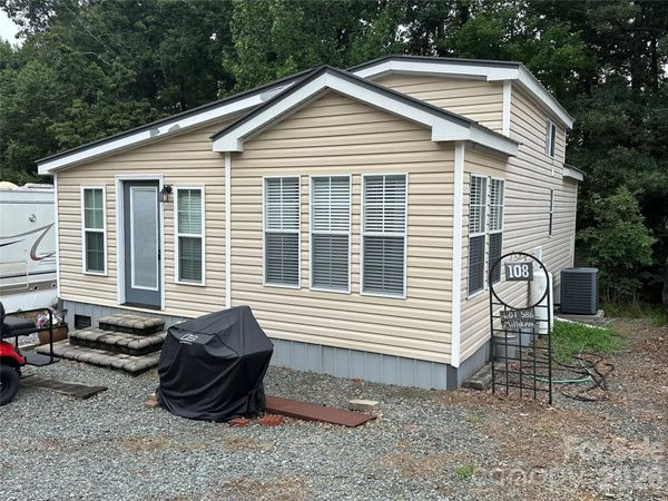 108 Hummingbird Circle , New London, NC 28127