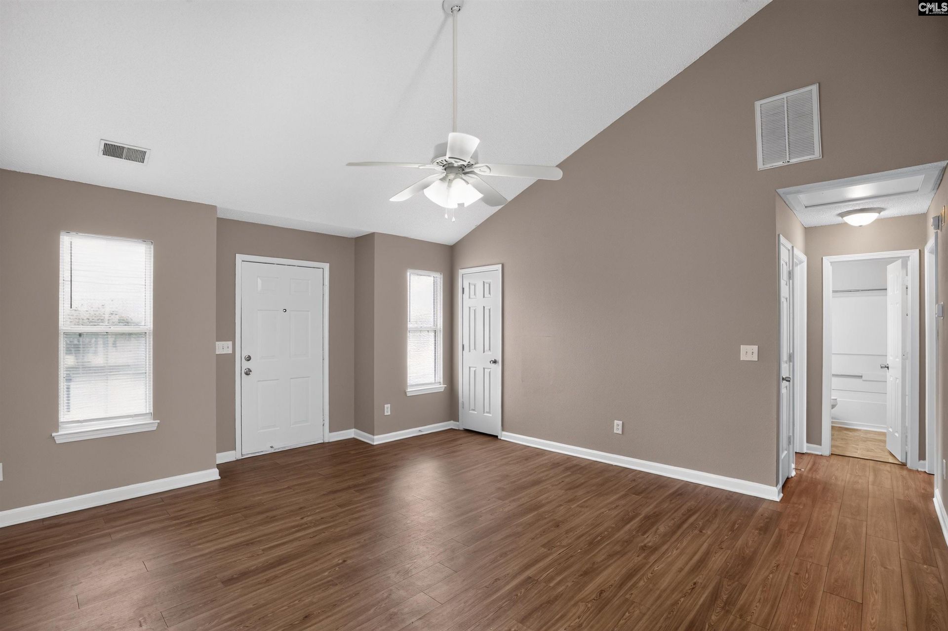 98 Sterling Cross Court  Photo 14