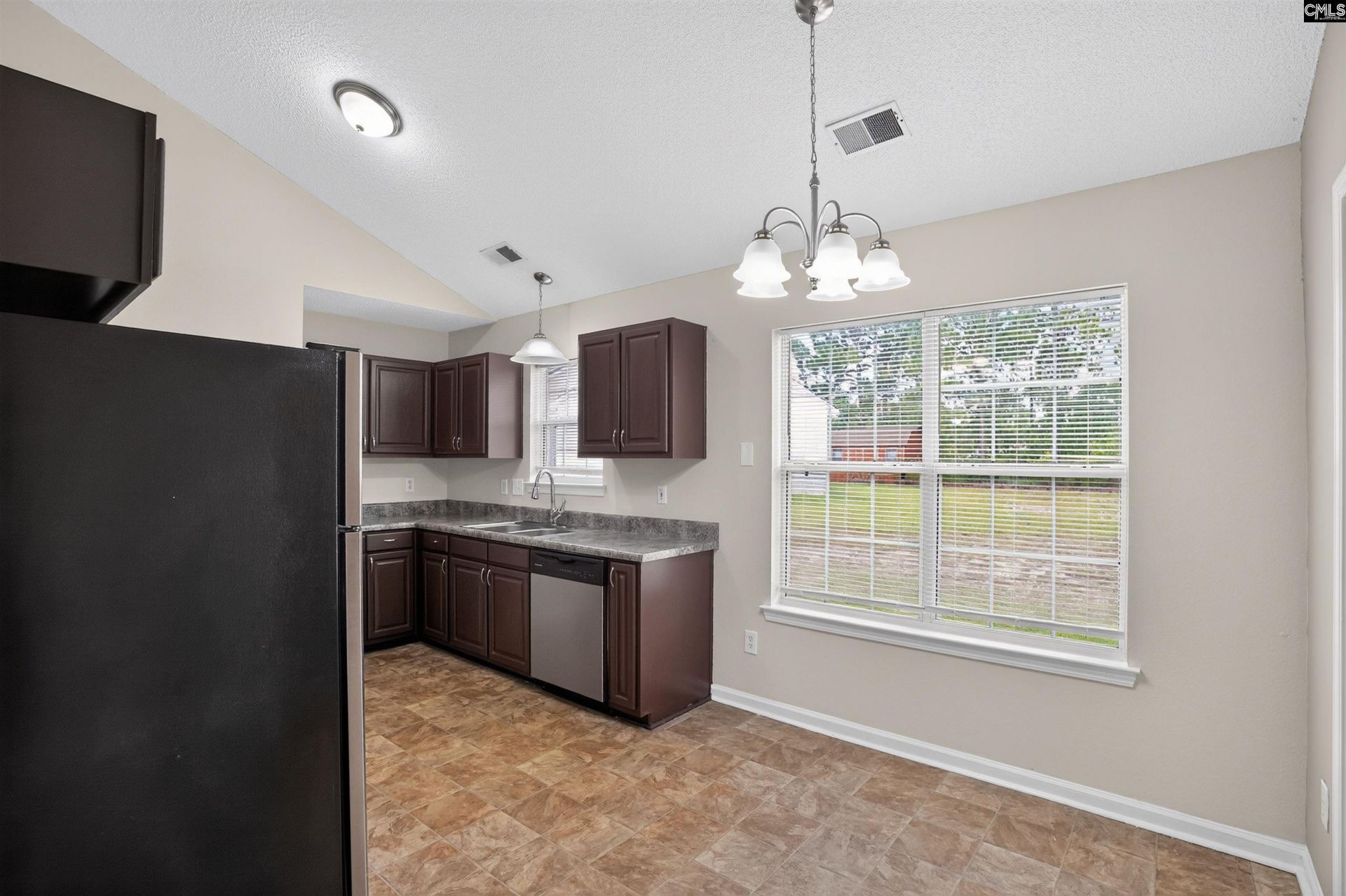 98 Sterling Cross Court  Photo 16