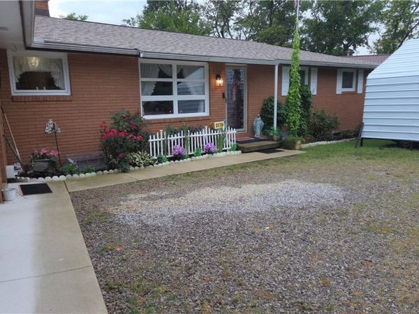 2074 Newark Road, Zanesville, OH 43701