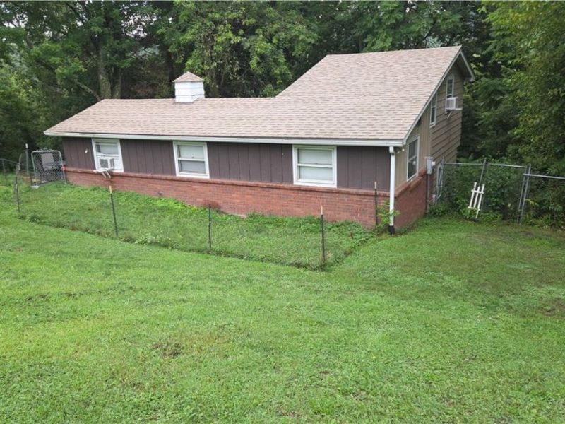 2074 Newark Road, Zanesville, OH 43701 Photo 40