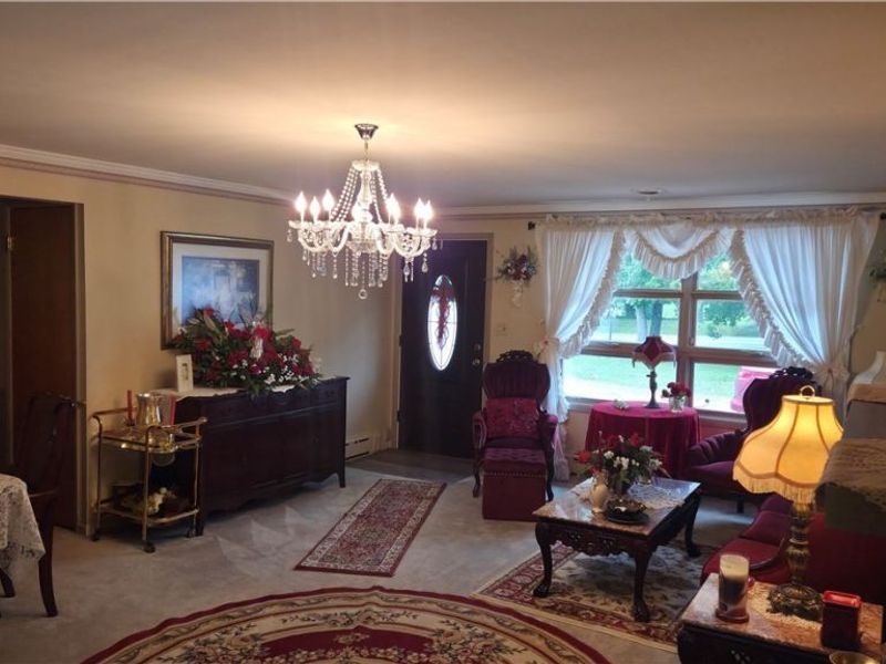 2074 Newark Road, Zanesville, OH 43701 Photo 8