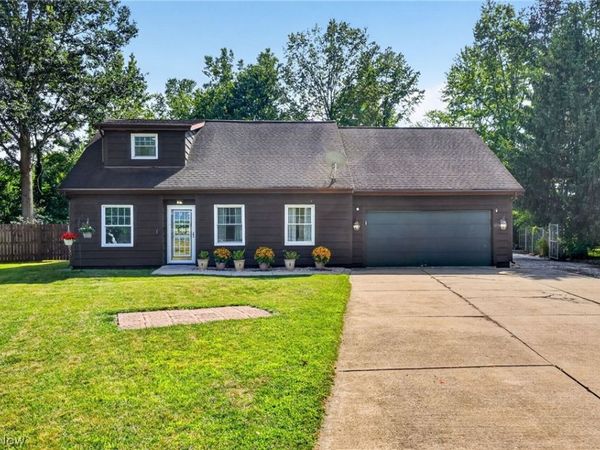 1104 Westfield Circle , Painesville, OH 44077
