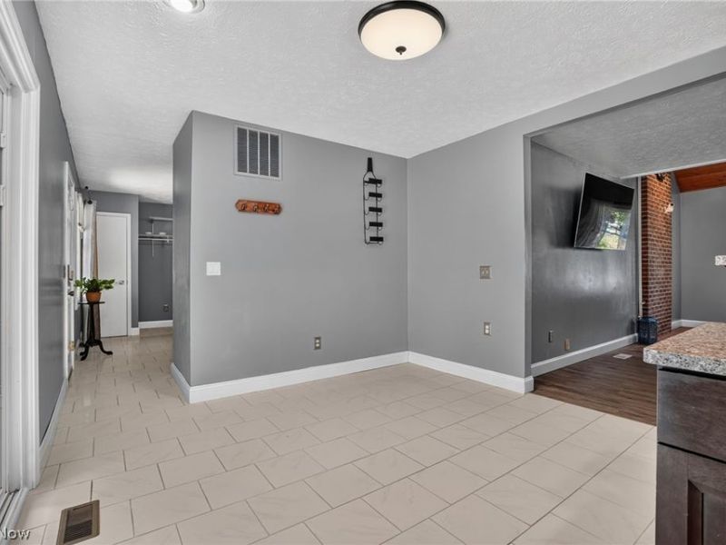 1104 Westfield Circle, Painesville, OH 44077 Photo 14
