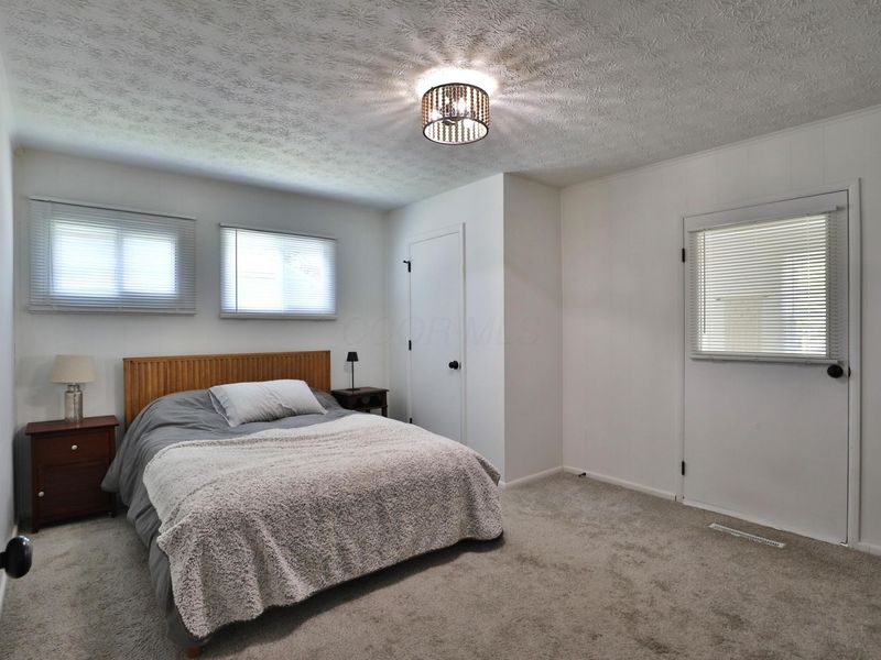4704 Hillcrest Street N, Hilliard, OH 43026 Photo 22