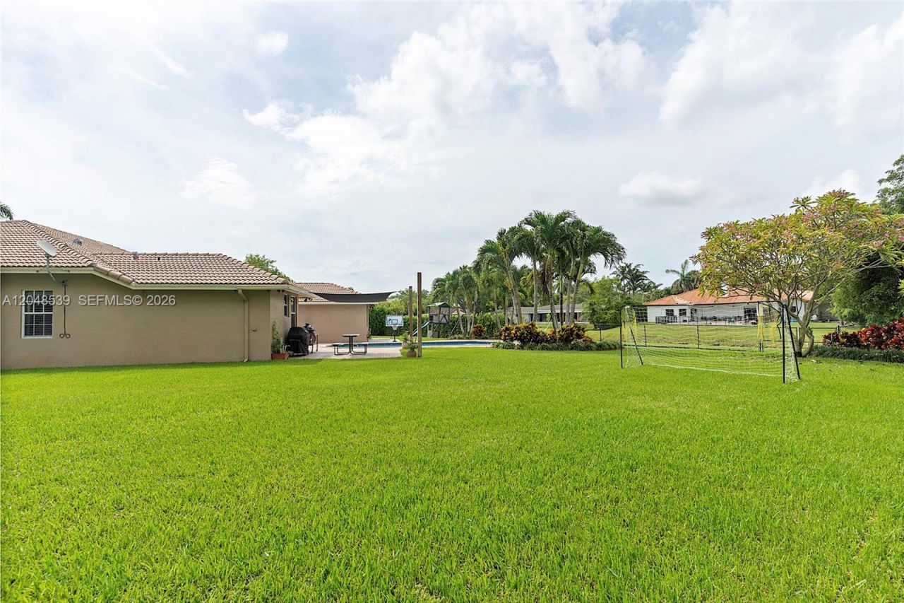 8298 SW 173rd Ter, Palmetto Bay, FL 33157 Photo