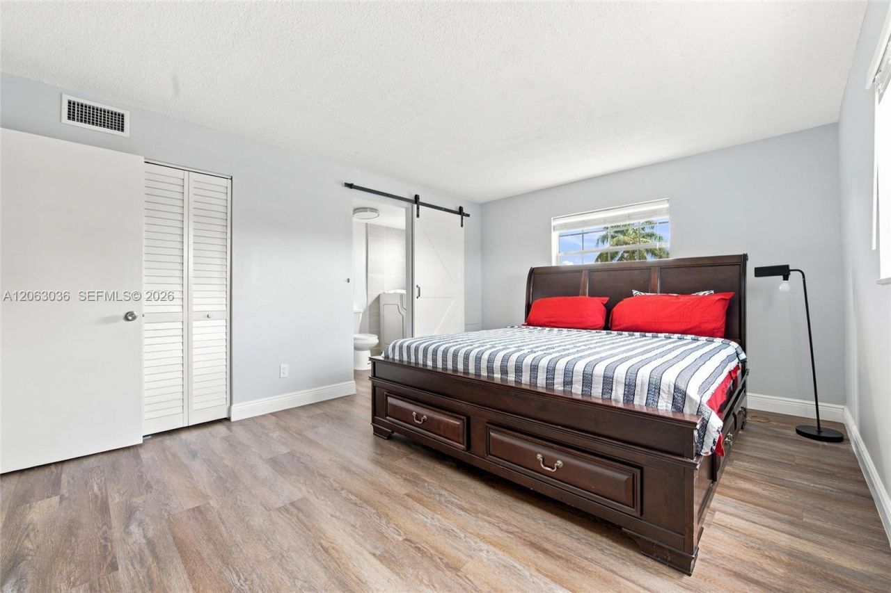 4141 NW 44th Ave , Unit 217, Lauderdale Lakes, FL 33319 Photo