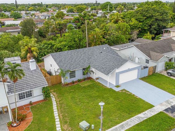 8500 SW 20th St , North Lauderdale, FL 33068