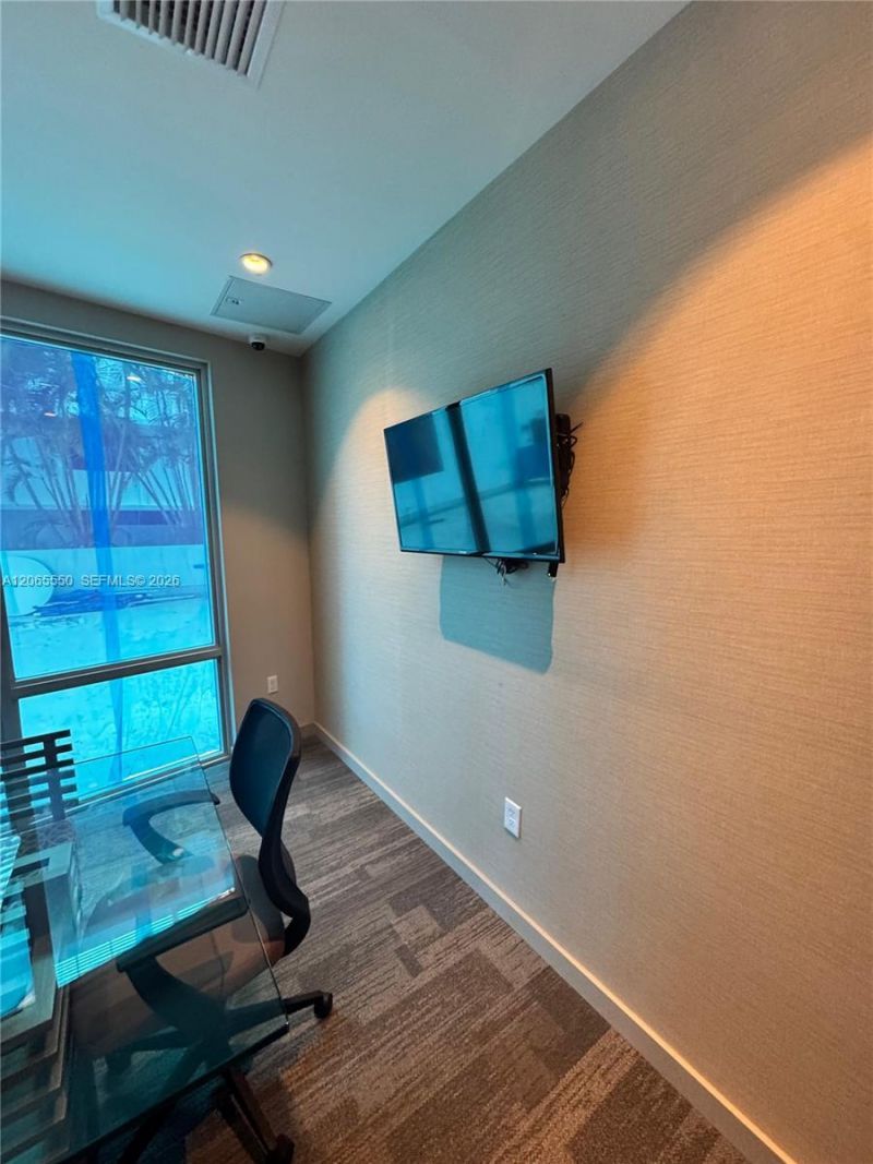 1010 SW 2nd Ave , Unit 607, Miami, FL 33130 Photo