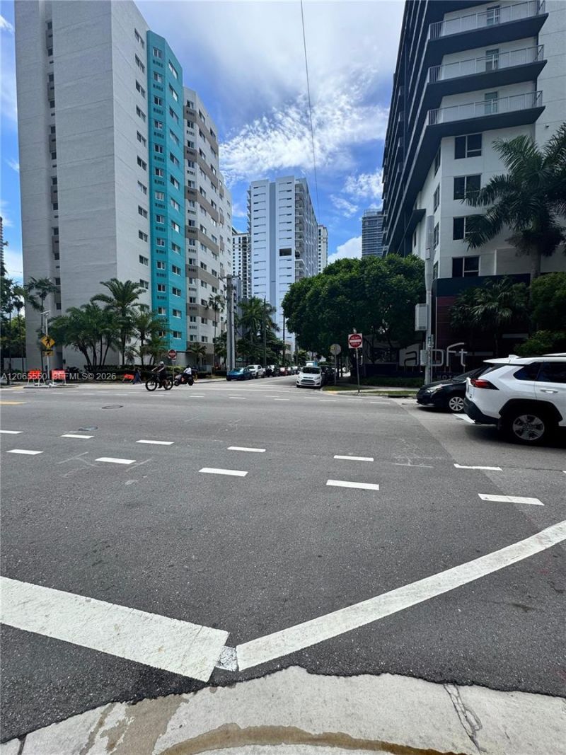 1010 SW 2nd Ave , Unit 607, Miami, FL 33130 Photo