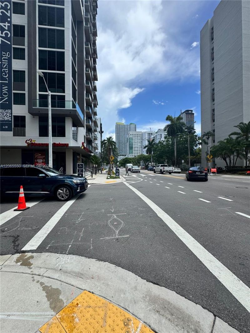 1010 SW 2nd Ave , Unit 607, Miami, FL 33130 Photo