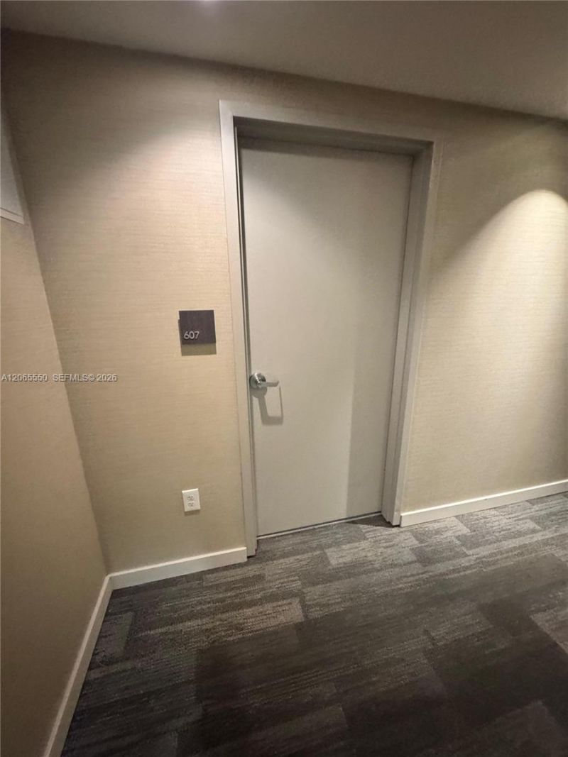 1010 SW 2nd Ave , Unit 607, Miami, FL 33130 Photo