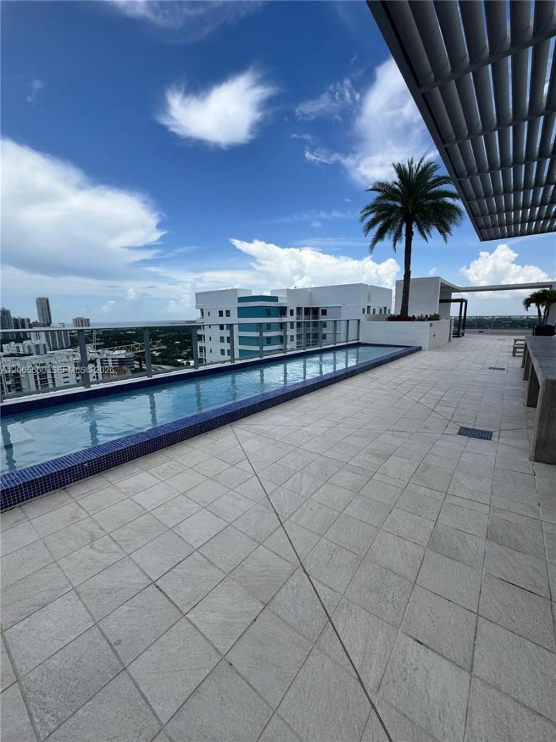1010 SW 2nd Ave , Unit 607, Miami, FL 33130 Photo
