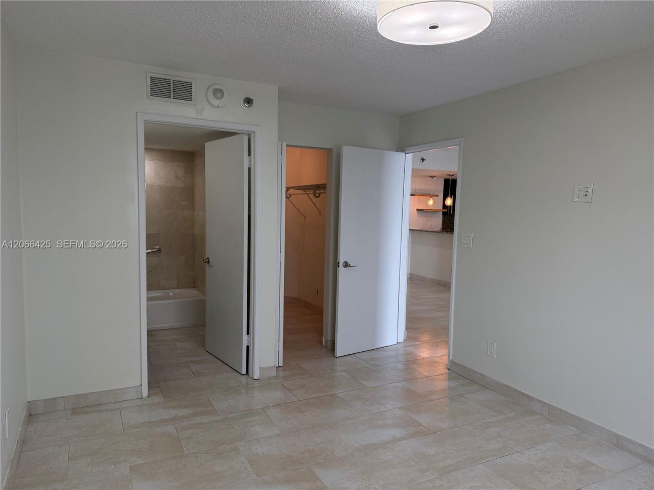 770 Claughton Island Dr , Unit 1914, Miami, FL 33131 Photo