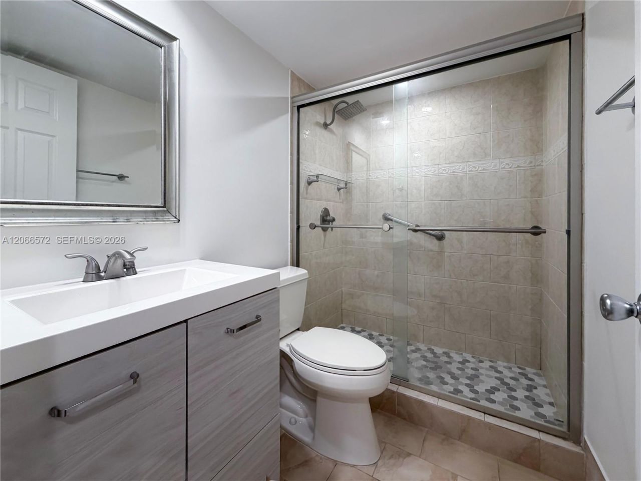 801 SW 133rd Ter, Unit 118K, Pembroke Pines, FL 33027 Photo