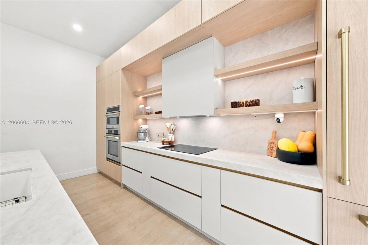 402 SW 200th Ter, Pembroke Pines, FL 33029 Photo