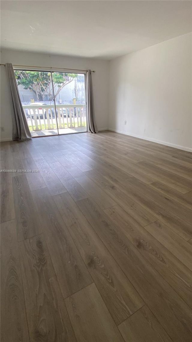 15205 NE 6th Ave, Unit D104, Miami, FL 33162 Photo