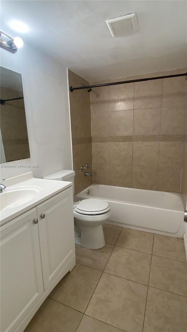 15205 NE 6th Ave, Unit D104, Miami, FL 33162 Photo