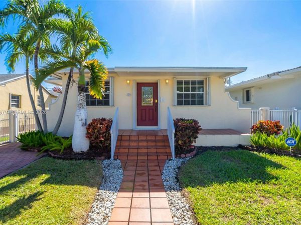 3640 SW 25th St , Unit 1, Miami, FL 33133