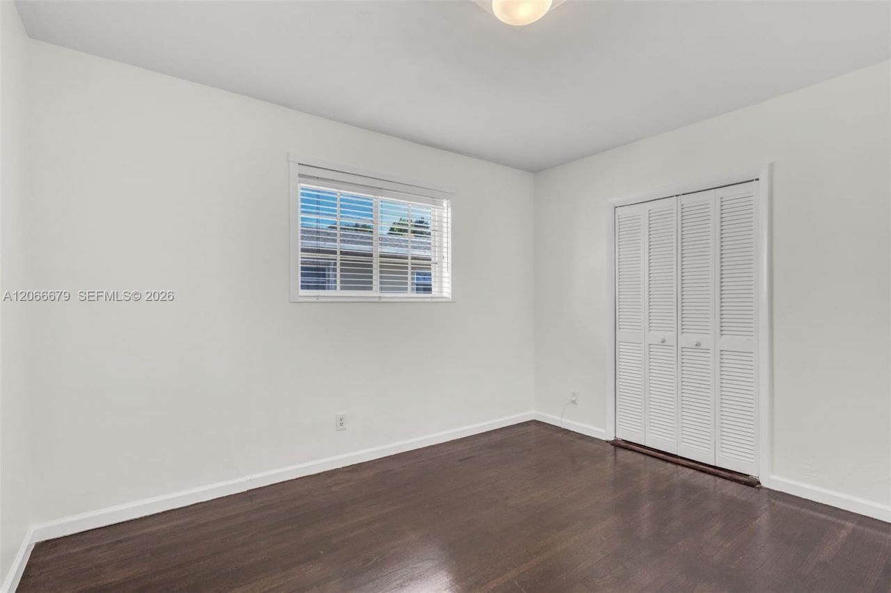 3640 SW 25th St, Unit 1, Miami, FL 33133 Photo