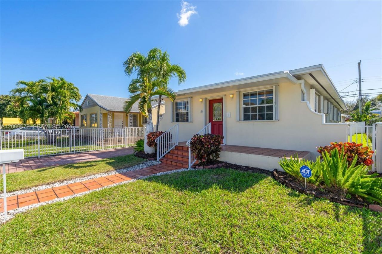 3640 SW 25th St, Unit 1, Miami, FL 33133 Photo