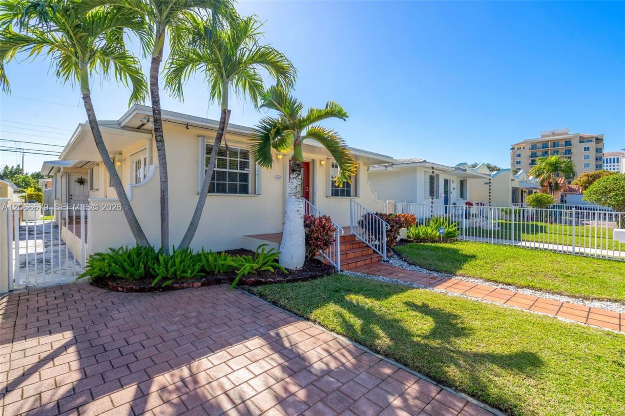 3640 SW 25th St, Unit 1, Miami, FL 33133 Photo