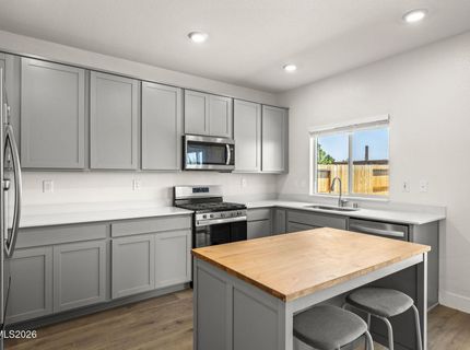 1330 Alpine Terrace, Reno, NV 89503 Photo