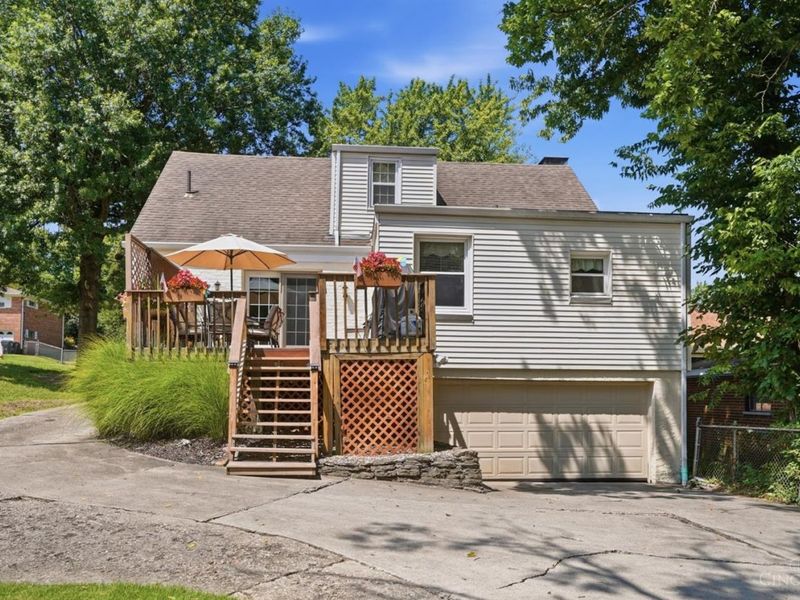 260 Pedretti Avenue, Delhi Twp, OH 45238 Photo 40