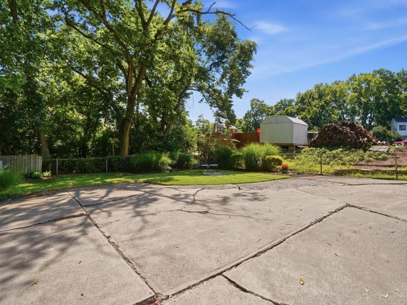 260 Pedretti Avenue, Delhi Twp, OH 45238 Photo 43