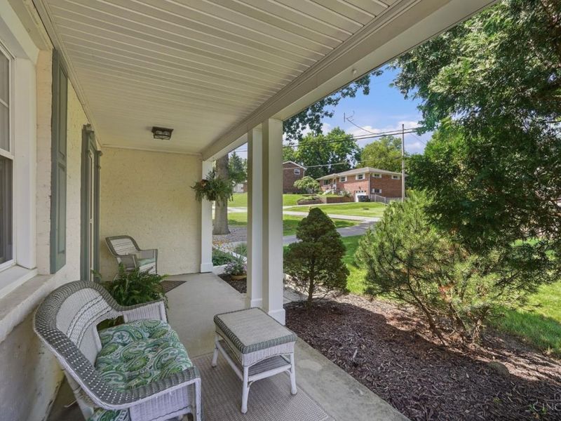 260 Pedretti Avenue, Delhi Twp, OH 45238 Photo 6