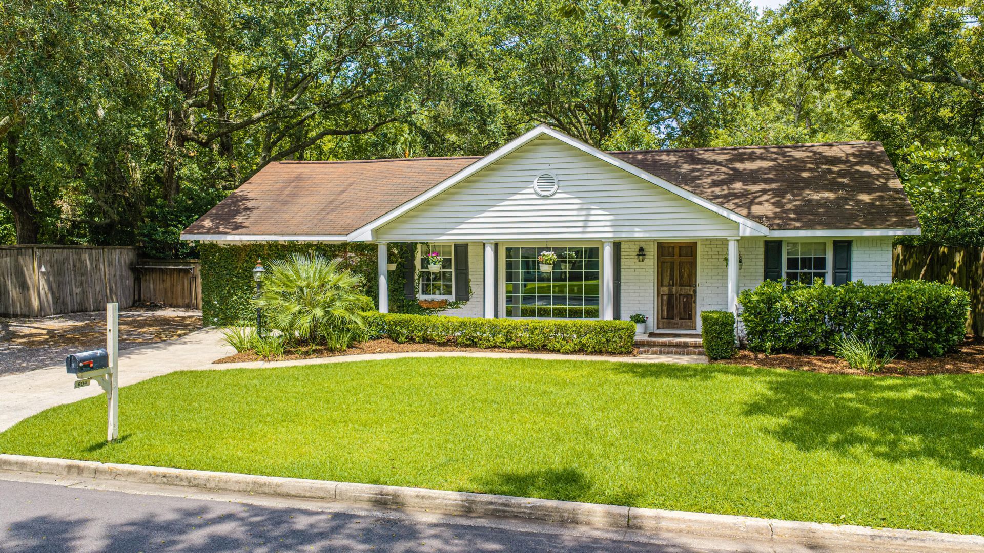 804 Osullivan Drive Photo 2