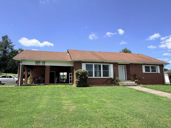 267 Lincoln Avenue, Newport, TN 37821