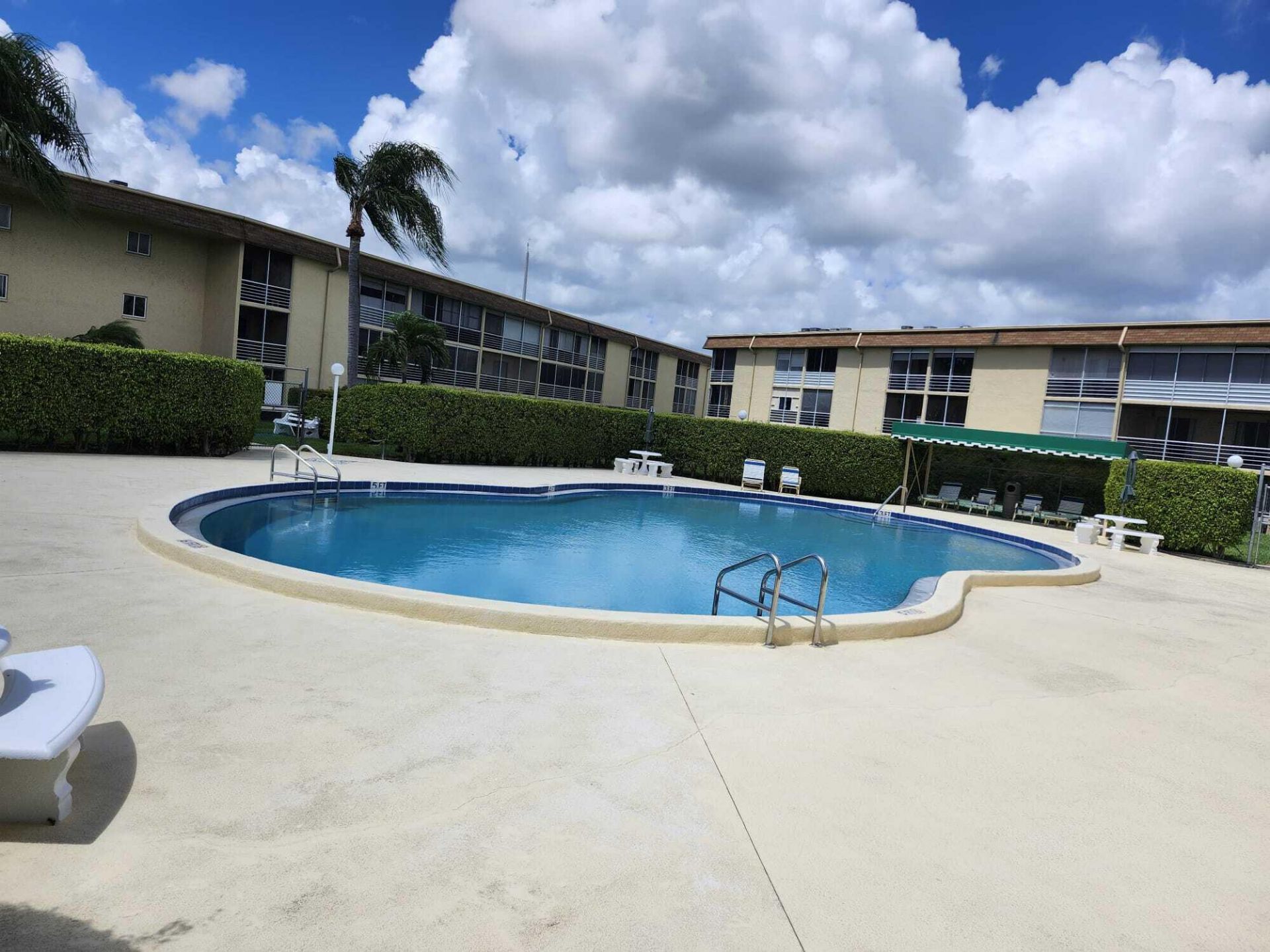 100 Village Green Circle E, Unit B212, Palm Springs, FL 33461 Photo